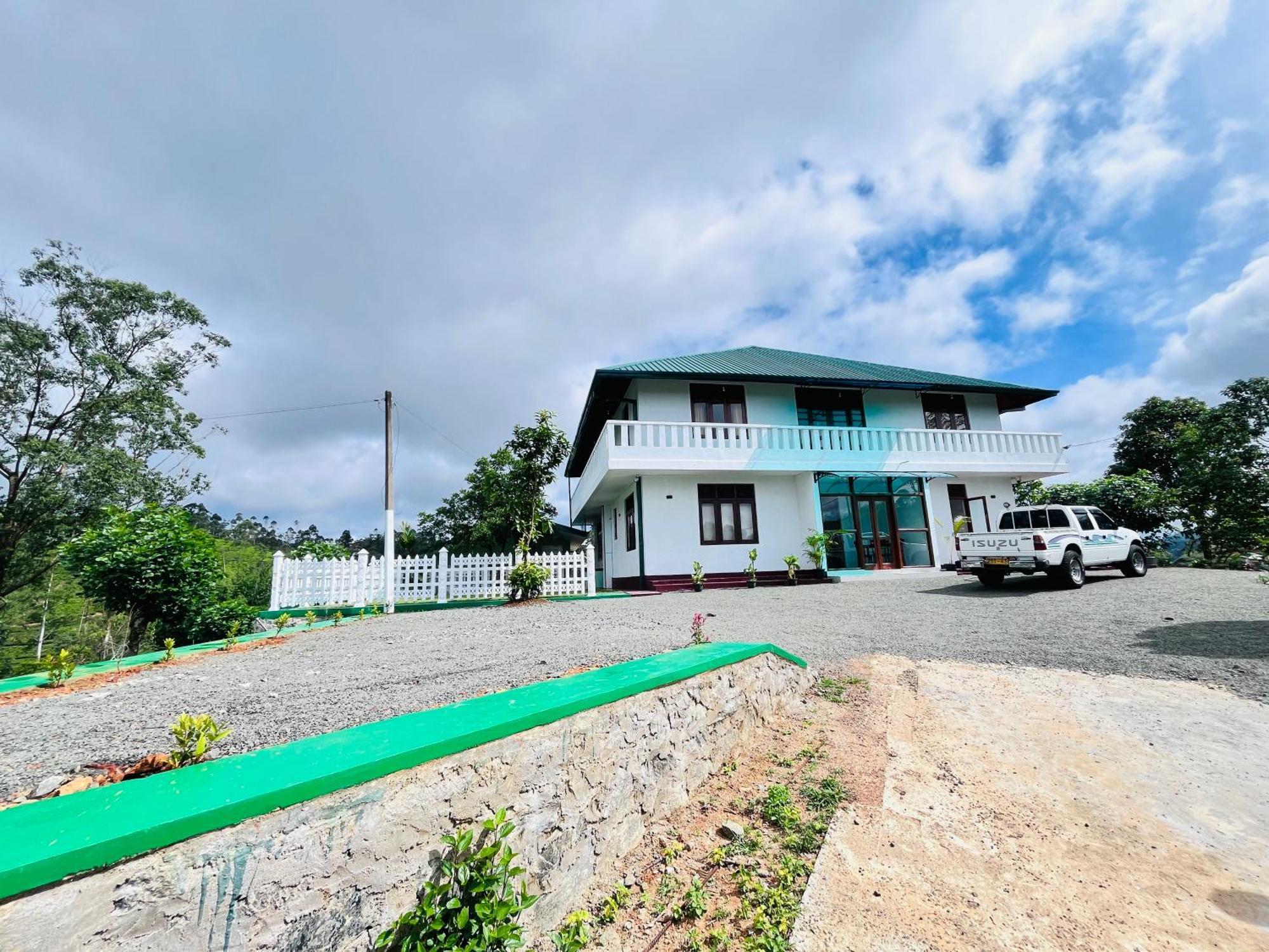 Little Stream Bungalow Hotel Hatton Exterior photo